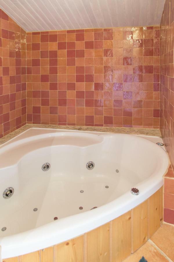 La Danse Des Papillons - Chambre D'Hotes & Glamping Roche-Saint-Secret Exterior foto