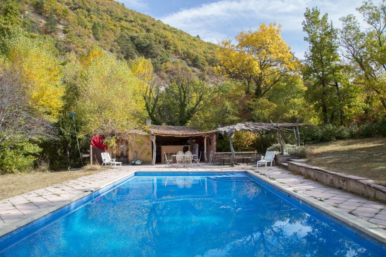 La Danse Des Papillons - Chambre D'Hotes & Glamping Roche-Saint-Secret Exterior foto